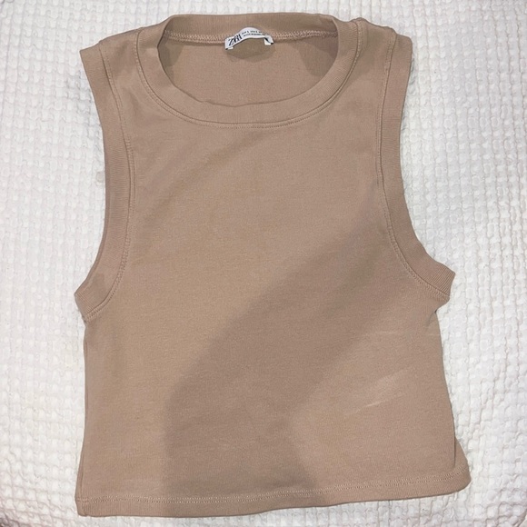 Nude tank top - Picture 1 of 2